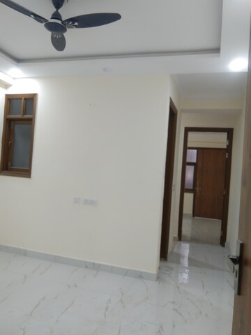 Room in 1.5 BHK Builder Floor at Chattarpur – for Sale