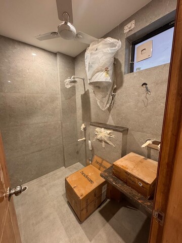 Bathroom in Studio Builder Floor at Sector 47 – for Rent