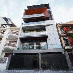 3 BHK Builder Floor For Sale in Defence Colony