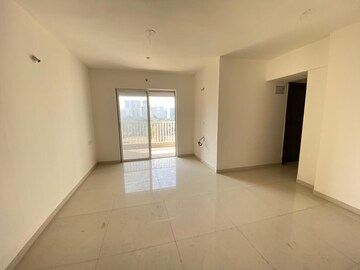 Room in 2 BHK Apartment at Sukhwani Hermosa Casa, Mundhwa – for Sale