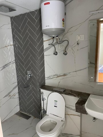 Bathroom in 2 BHK Apartment at M3M Heights, Sector 65 – for Rent