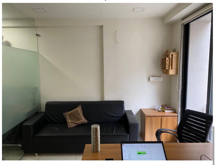 Living Room, sun-westbank Commercial Office Space 585 Sq.Ft. In Navrangpura Ahmedabad 9067924