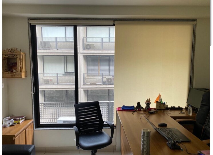 Team Area, sun-westbank Commercial Office Space 585 Sq.Ft. In Navrangpura Ahmedabad 9067924