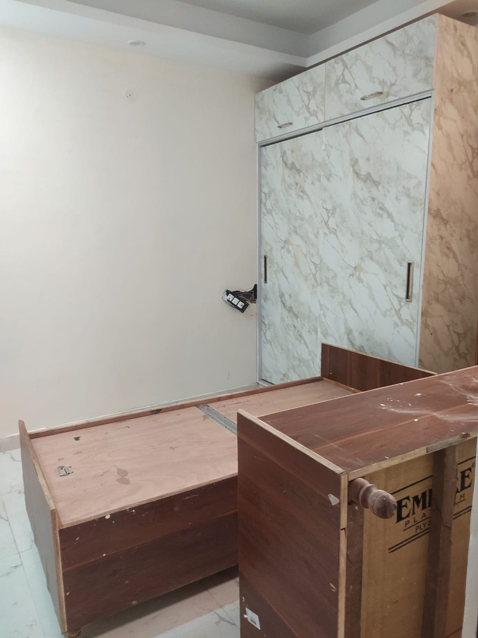 2 BHK + Study Room Builder Floor For Rent in RWA Apartments Sector 45