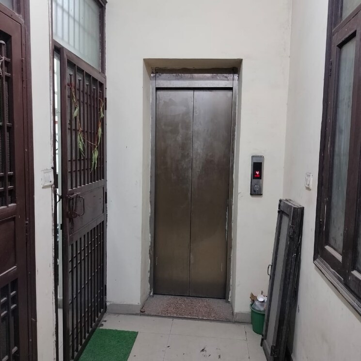 undefined, rwa-jalvayu-vihar-noida 2 Bedroom 900 Sq.Ft. Apartment In Sector 25 Noida 9068016