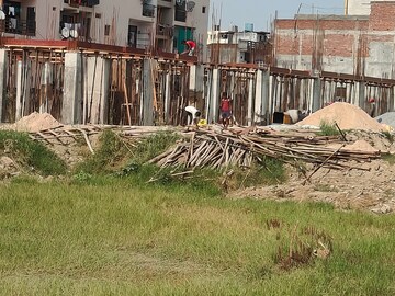 Plot Area in 3 BHK Builder Floor at Salarpur – for Sale
