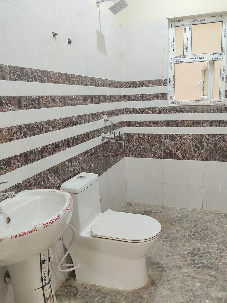 Bathroom, khodna kalan 3 Bedroom 1580 Sq.Ft. Villa In Khodna Kalan Greater Noida 9068086