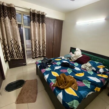 Bedroom in 2 BHK Apartment at Supertech Cape Town, Sector 74 – for Rent