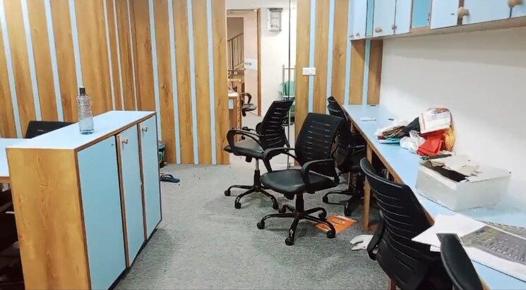 Gym, sheladia-one-world-west Commercial Office Space 1510 Sq.Ft. In Ambli Ahmedabad 9068130