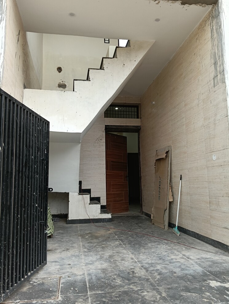 Exterior View, ambala highway 3 Bedroom 100 Sq.Yd. Independent House In Ambala Highway Zirakpur 9068188