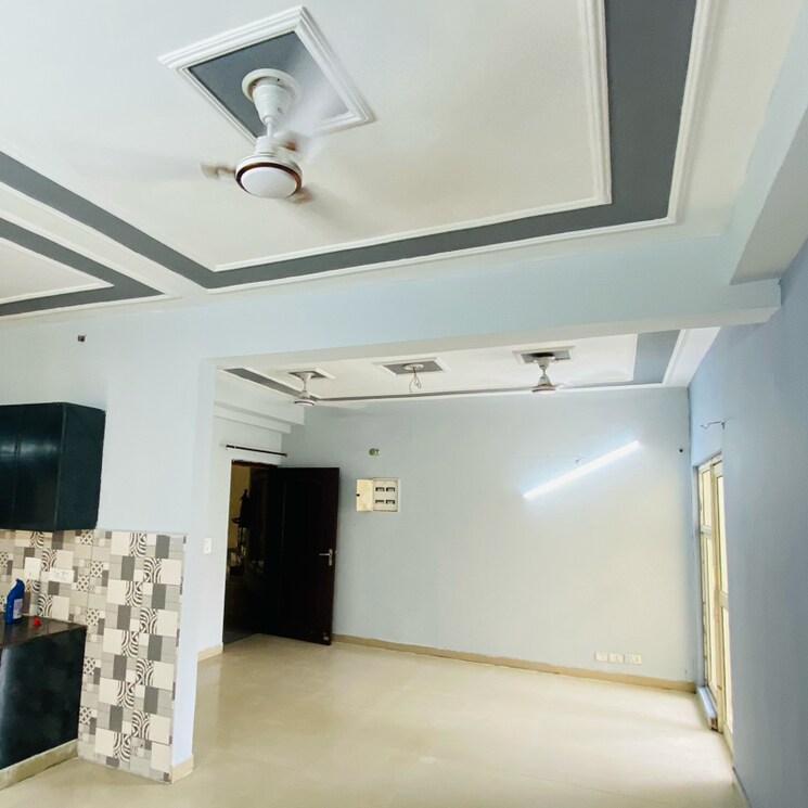 Room, gardenia-golf-city 3 Bedroom 1285 Sq.Ft. Apartment In Noida Central Noida 9068192