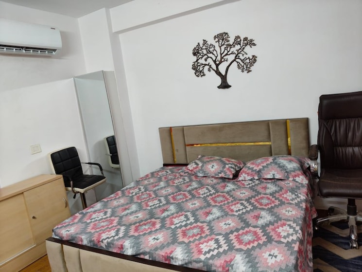 Bedroom, sector 14 1 Bedroom 786 Sq.Ft. Independent House In Sector 14 Gurgaon 9068160