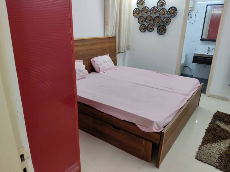 Bedroom, sector 14 1 Bedroom 786 Sq.Ft. Independent House In Sector 14 Gurgaon 9068160