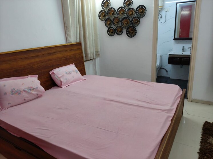 Bedroom, sector 14 1 Bedroom 786 Sq.Ft. Independent House In Sector 14 Gurgaon 9068160