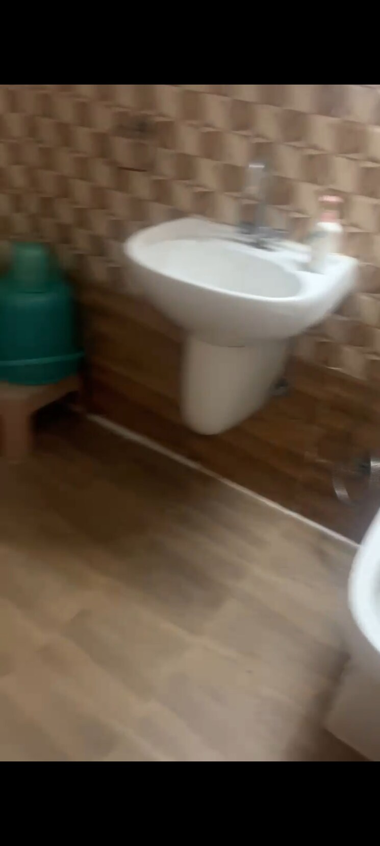 Bathroom, town-park-white-orchid 3 Bedroom 1293 Sq.Ft. Apartment In Sector 16c Greater Noida Greater Noida 9068172