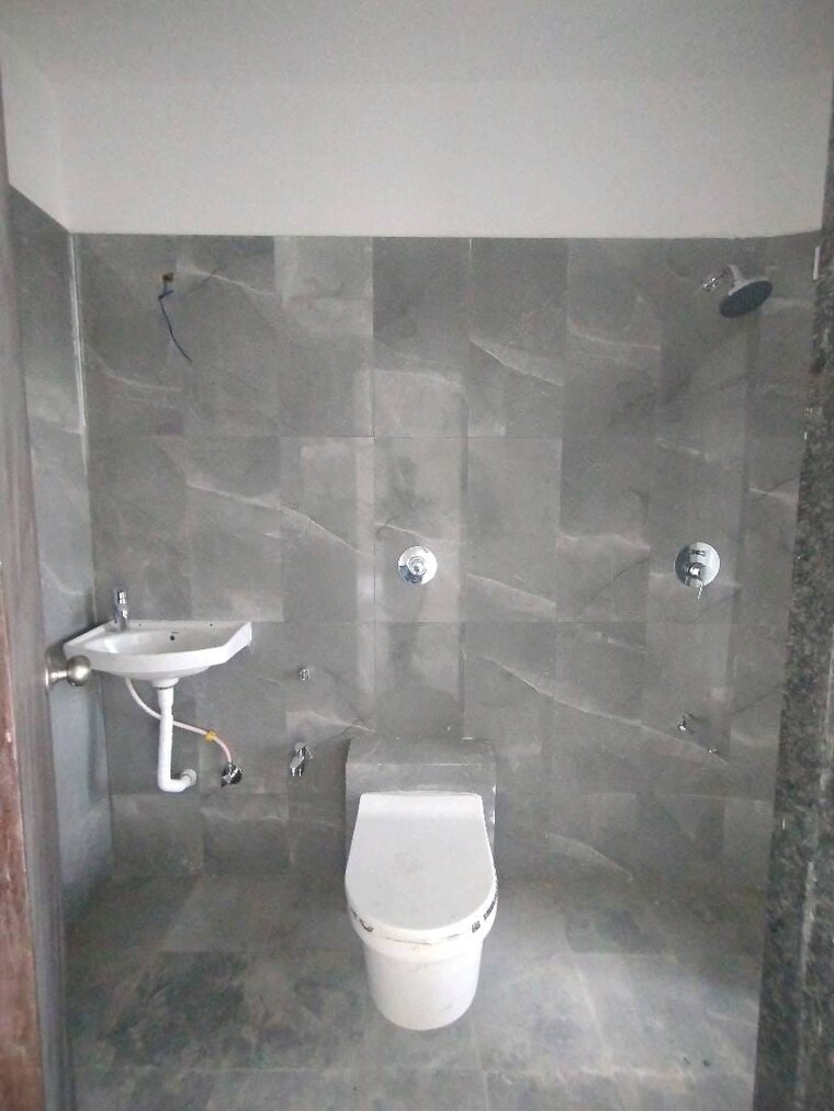 Bathroom, aspire-residency 2 Bedroom 690 Sq.Ft. Apartment In Mulund West Mumbai 9068219