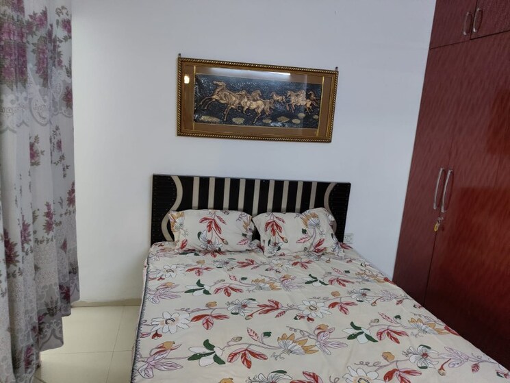 Bedroom, sector 14 2 Bedroom 902 Sq.Ft. Independent House In Sector 14 Gurgaon 9068180