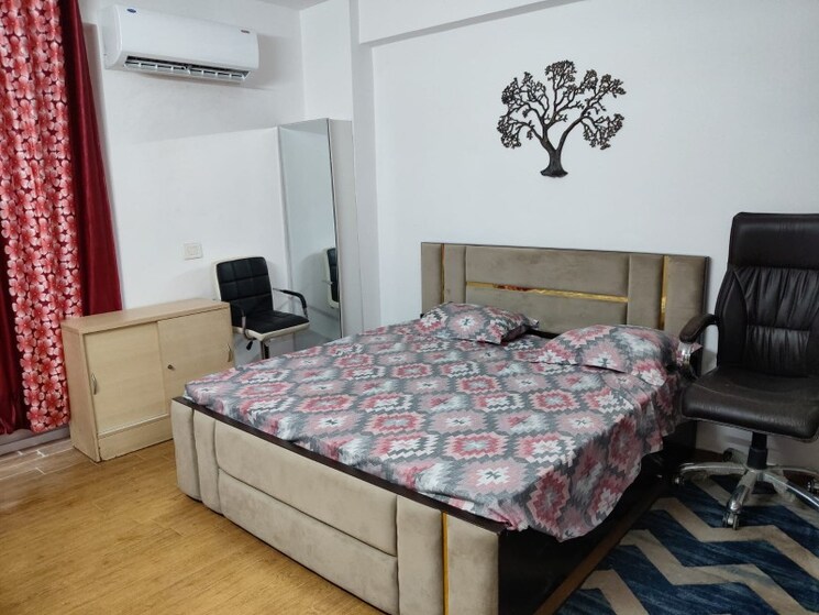 Bedroom, sector 14 2 Bedroom 902 Sq.Ft. Independent House In Sector 14 Gurgaon 9068180