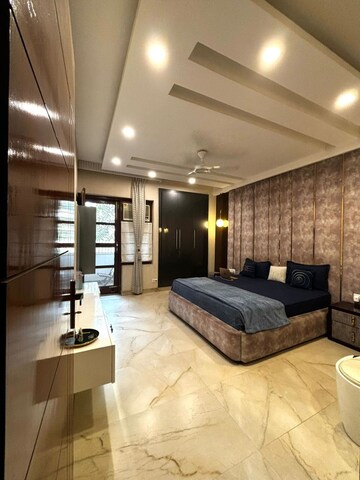 Bedroom in 1 BHK Independent House at Sector 14 – for Rent