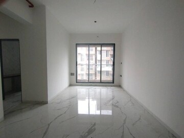 Living Room in 2 BHK Apartment at Pinak Park View, Mulund West – for Sale