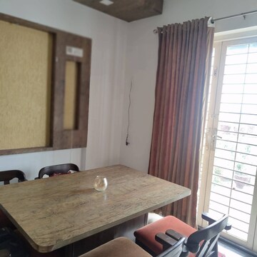 Room in 3 BHK Apartment at Sahakar Nagar – for Sale