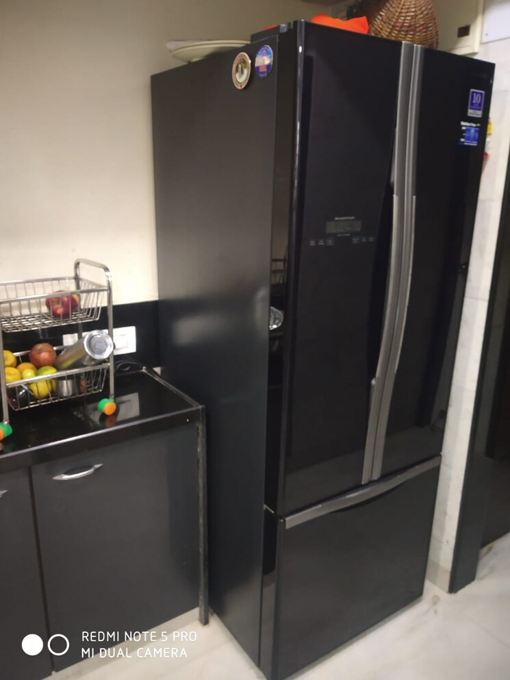 undefined, juhu-rajnigandha-chs 3 Bedroom 1350 Sq.Ft. Apartment In Juhu Mumbai 9068275