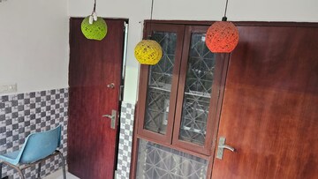 Furnished Amenities in 2 BHK Apartment at Sector 9 Dwarka – for Rent