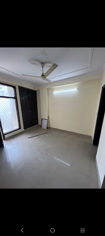 Room in 2 BHK Builder Floor at Saket – for Rent
