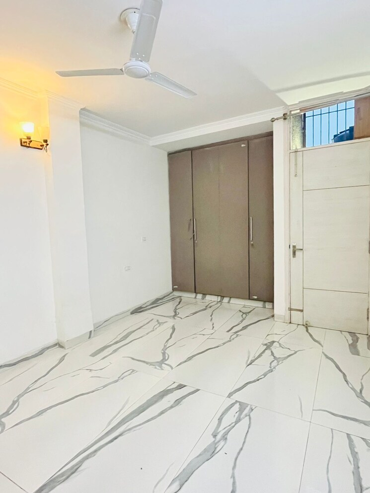 Room, chittaranjan park 2 Bedroom 900 Sq.Ft. Builder Floor In Chittaranjan Park Delhi 9068312