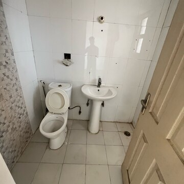 Bathroom in 2 BHK Apartment at Supertech Cape Town, Sector 74 – for Rent