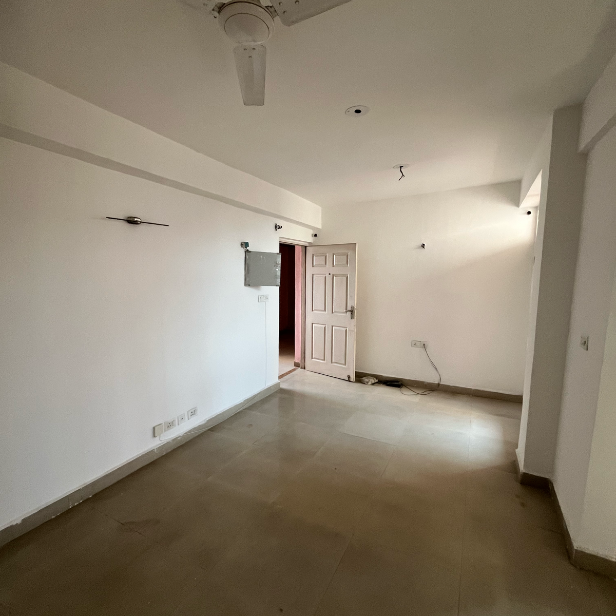 2 BHK + Pooja Room Apartment For Rent in Supertech Cape Town