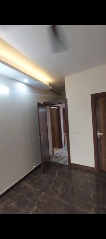 Building Lobby in 3 BHK Apartment at Arocon Rainbow, Mahurali – for Rent
