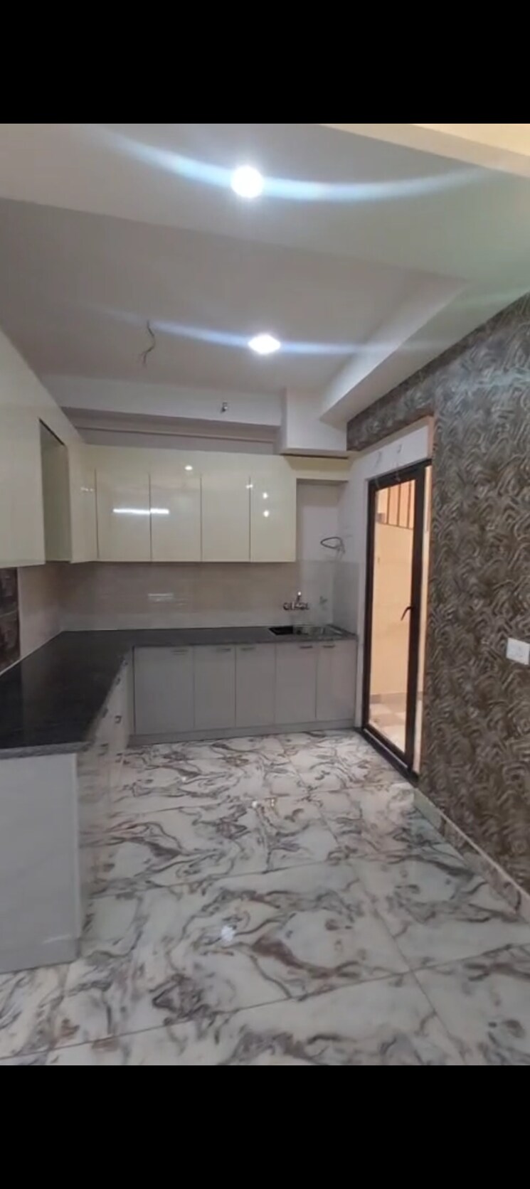 Kitchen, arocon-rainbow 3 Bedroom 1550 Sq.Ft. Apartment In Mahurali Ghaziabad 9068310