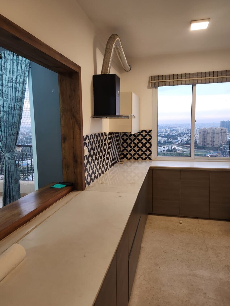 Kitchen, bhartiya-city 4 Bedroom 3800 Sq.Ft. Penthouse In Thanisandra Main Road Bangalore 9068334