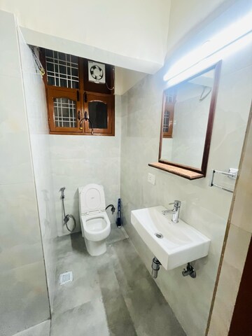 Bathroom in 3 BHK Builder Floor at Sector 40 – for Rent