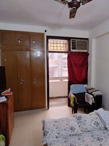 Bedroom in 2 BHK Apartment at Sector 9 Dwarka – for Rent