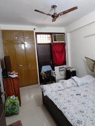 Master Bedroom in 2 BHK Apartment at Sector 9 Dwarka – for Rent