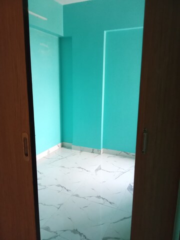 Room in 2 BHK Apartment at Hubtown Palmrose, Andheri East – for Sale