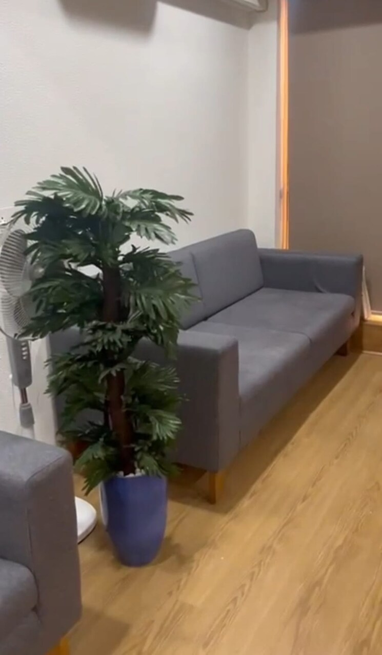  Parking, shilp-epitome Commercial Office Space 822 Sq.Ft. In Bodakdev Ahmedabad 9068358