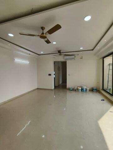 Team Area in 3 BHK Apartment at Runwal Forests, Kanjurmarg West – for Rent