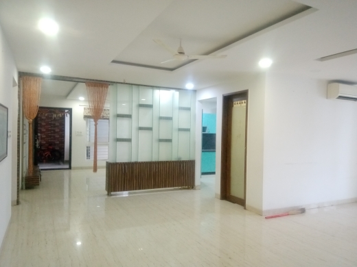 4 BHK + Pooja Room,Servant Room Apartment For Rent in DSR Reganti