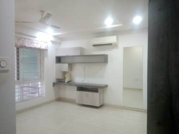 Bathroom in 4 BHK Apartment at DSR Reganti, Madhapur – for Rent