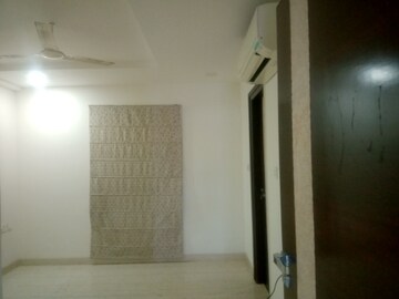 Bathroom in 4 BHK Apartment at DSR Reganti, Madhapur – for Rent