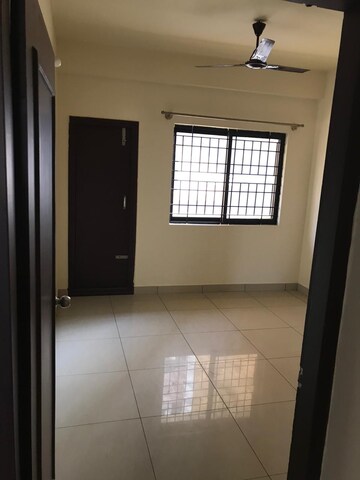Room in 2 BHK Apartment at Doddanekundi – for Rent