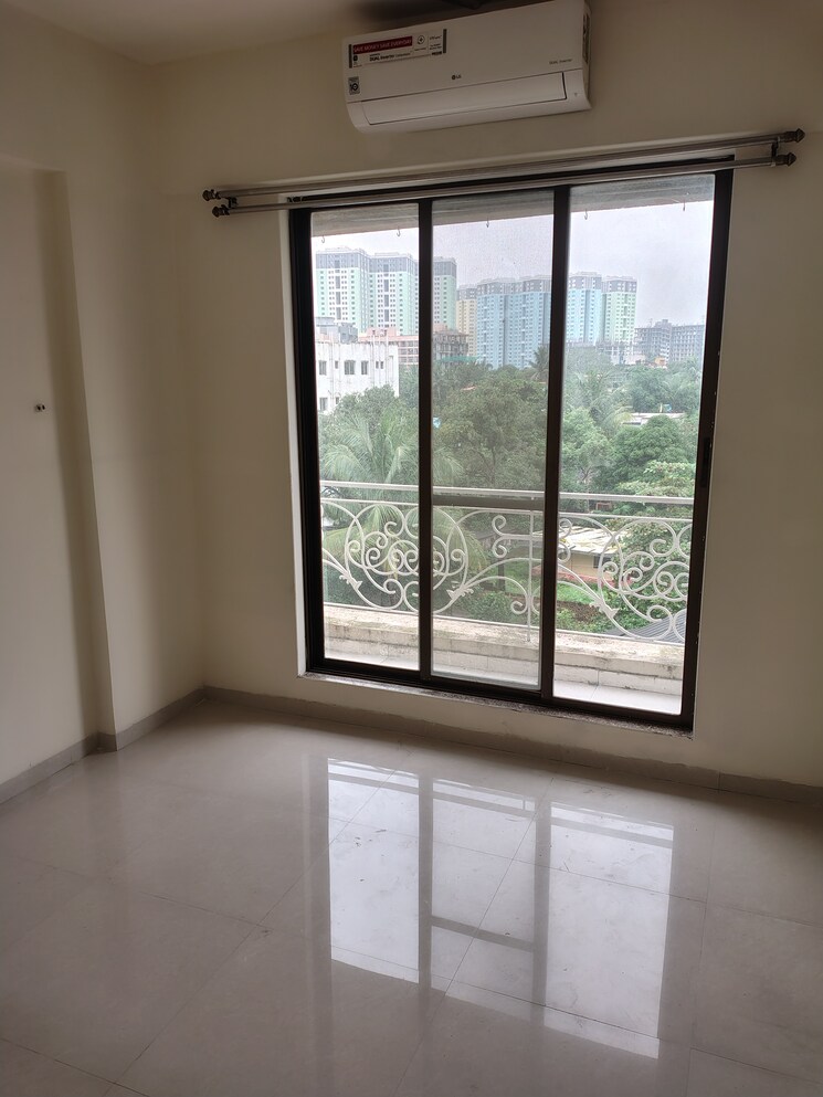 Balcony, siddhivinayak-mahima 2 Bedroom 920 Sq.Ft. Apartment In Taloja Navi Mumbai 9068408