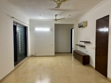 Room in 1 BHK Independent House at Sector 7 – for Rent