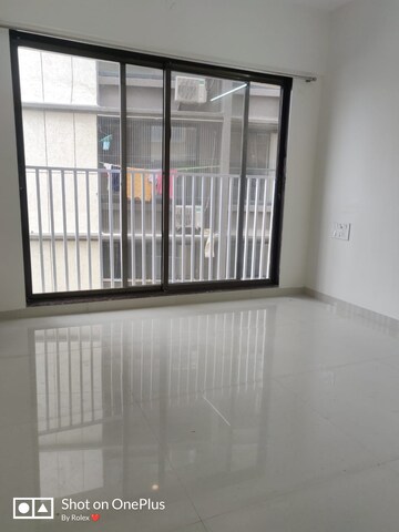 Room in 2 BHK Apartment at Pragati Elanza, Ghatkopar East – for Rent