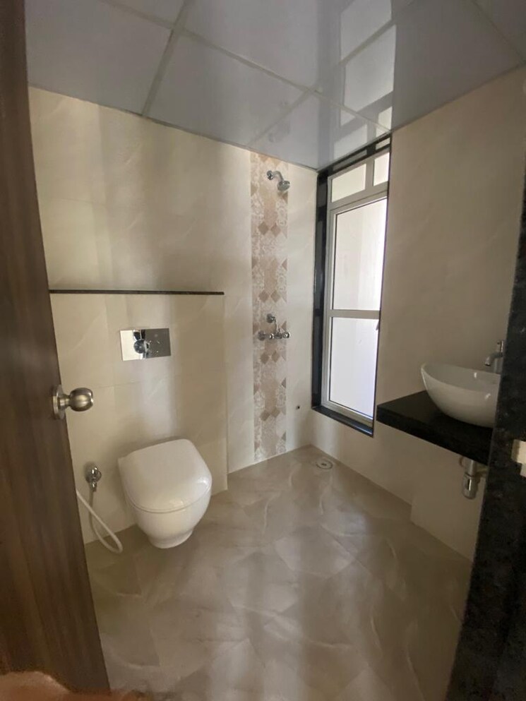 Bathroom, jp-north-euphoria 2 Bedroom 680 Sq.Ft. Apartment In Mira Road Thane 9068441