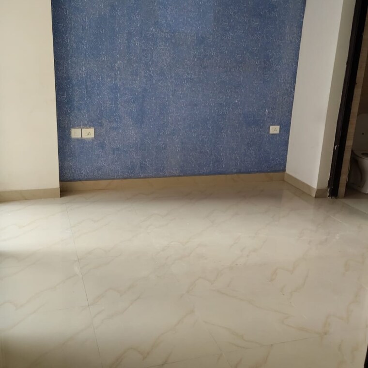 Room, amrapali-zodiac 2 Bedroom 950 Sq.Ft. Apartment In Sector 120 Noida 9068425