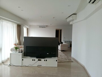 Team Area in 4 BHK Apartment at Lodha Kiara, Worli – for Rent